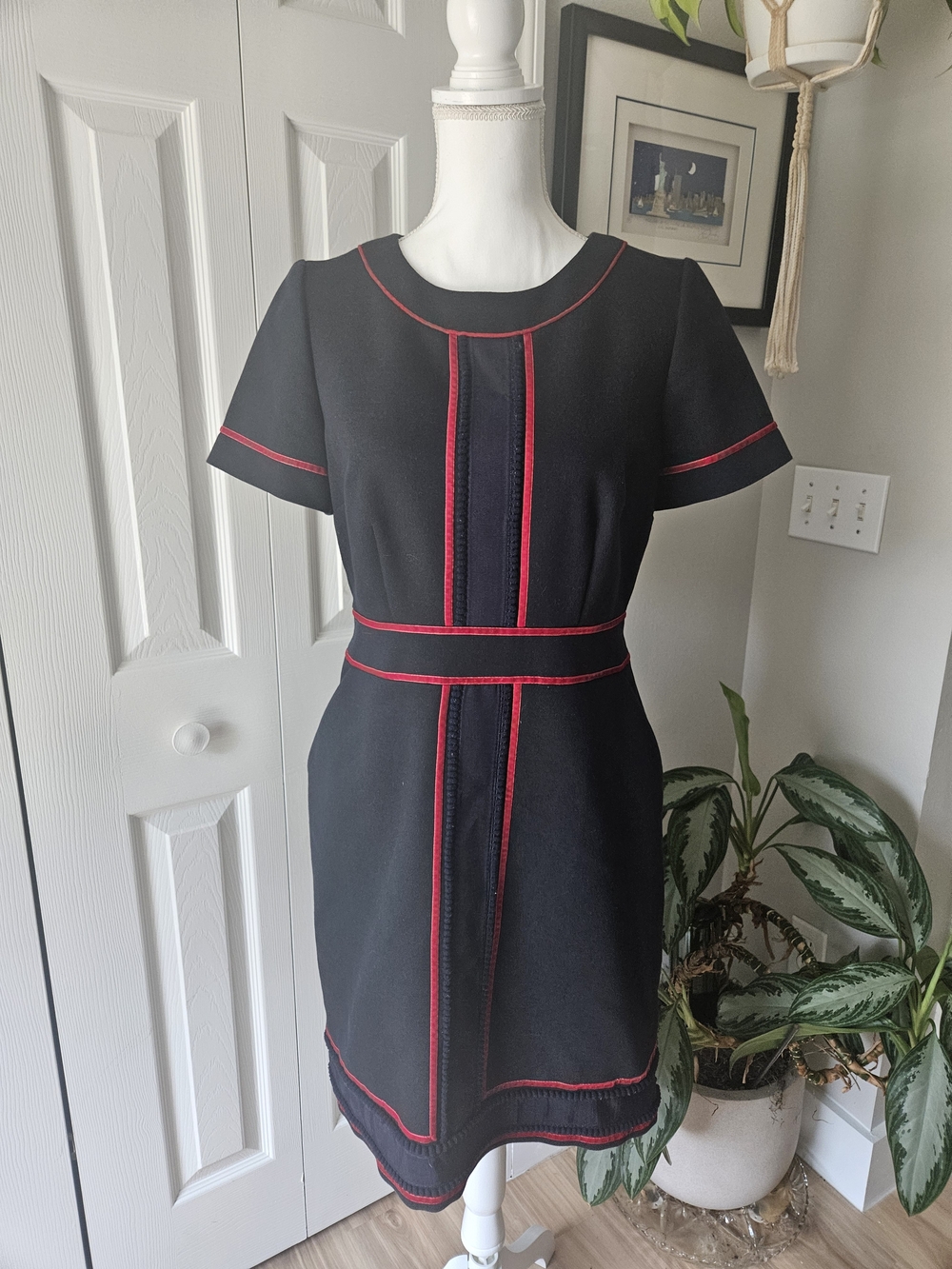 Boden Edith Trim Pencil Dress